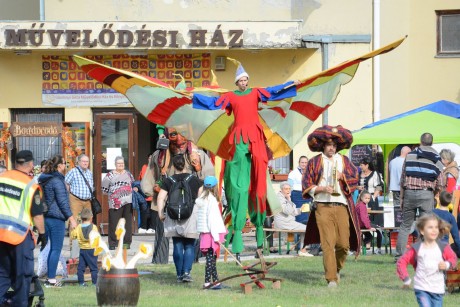 Még a napot is előcsalogatták - idén is sokan böndörödtek a Maroshegyen